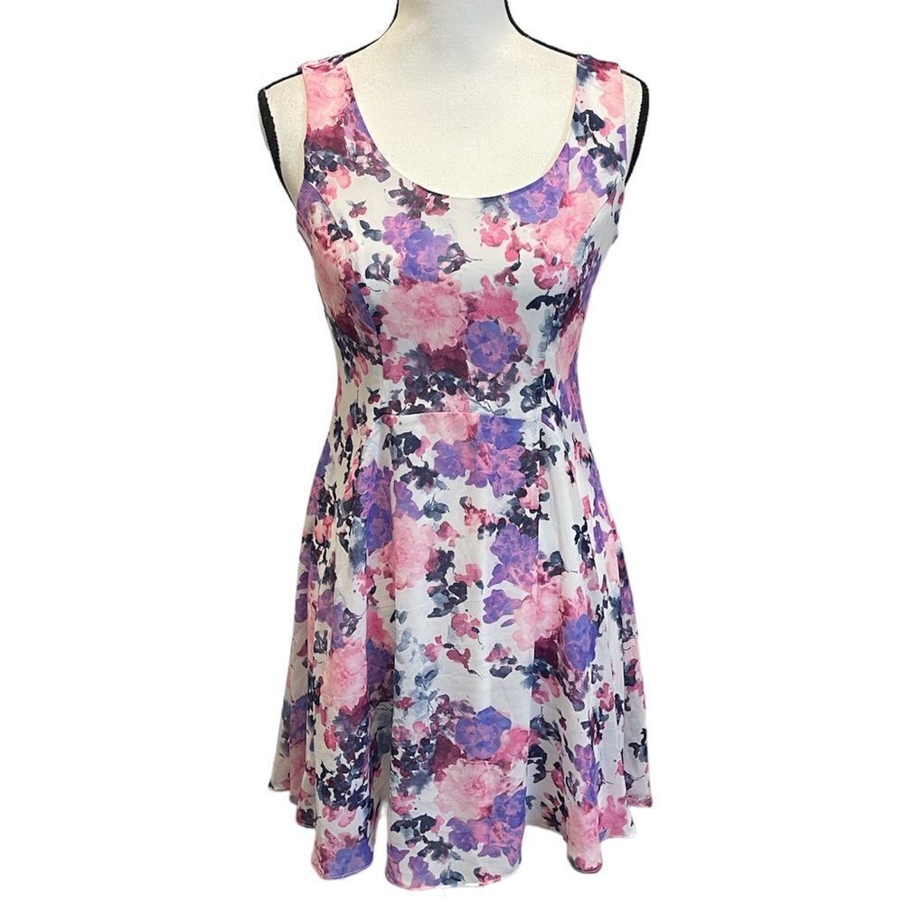 Women's summer dress Soprano